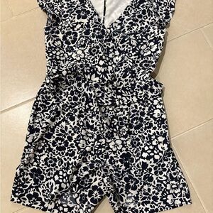 Ann Taylor Factory Navy & White Floral Romper Size 0 Flutter Sleeve nautical